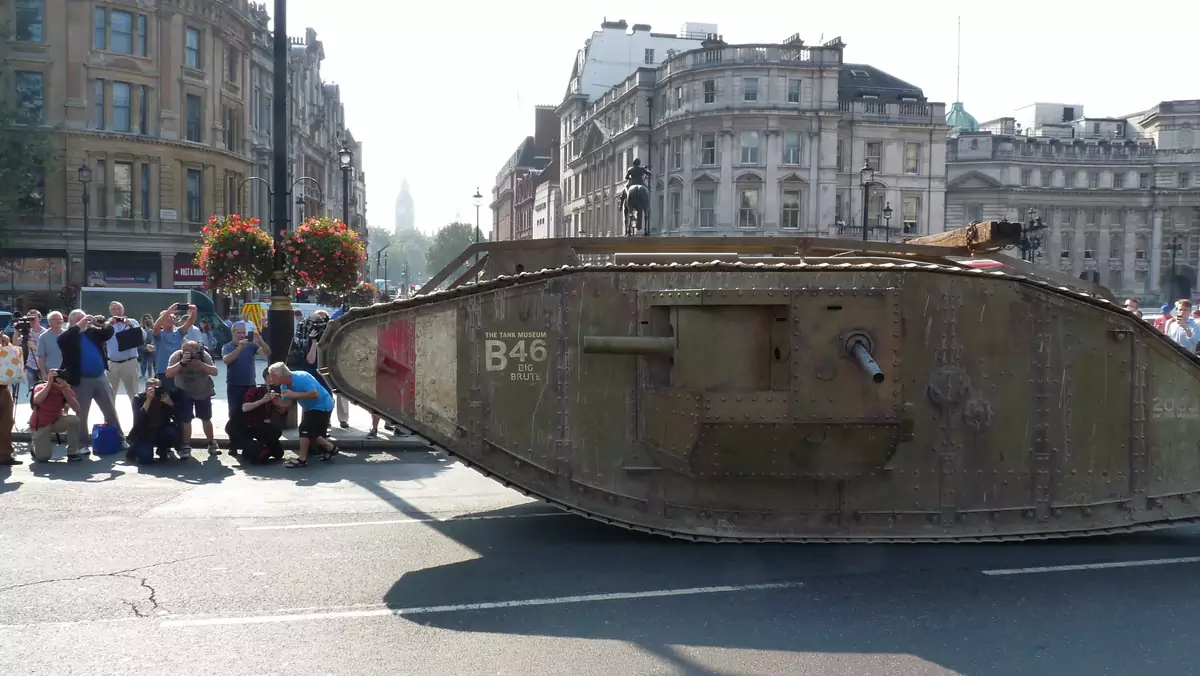 Czołgi na ulicach Londynu - World of Tanks świętuje 100-lecie czołgu