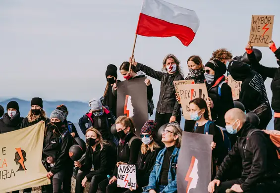 Matka Polka jest wku****ona. W Bieszczadach, bastionie PiS-u, kobiety też walczą o swoje prawa