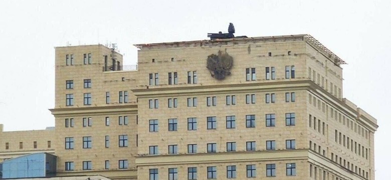 W Moskwie na dachach budynków rozmieszczane są systemy przeciwlotnicze Pancyr-S1