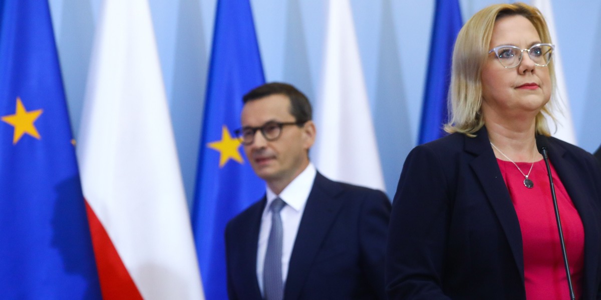 Premier Mateusz Morawiecki i minister klimatu i środowiska Anna Moskwa.