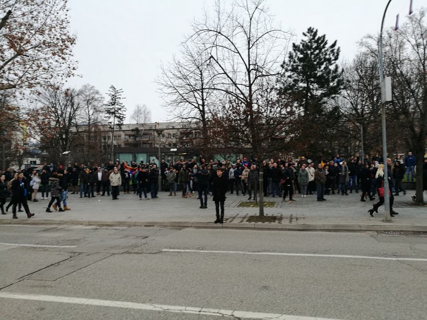 Okupljeni prešli u park Petar Kočić