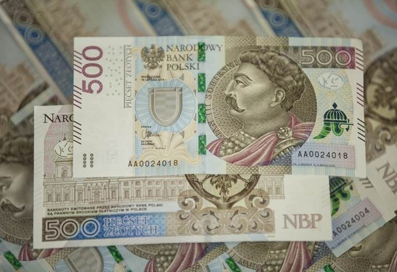Najwyższy polski nominał, banknot 500-zł, zaprezentowany podczas piątkowej konferencji prasowej w siedzibie Narodowego Banku Polskiego ma wymiary 150 x 75 mm.