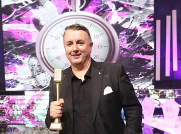 Jasko POBEDIO u "Nikad nije kasno", dok mu je supruga teško POVREĐENA u saobraćajci -POSVETIO JOJ PRVO MESTO!