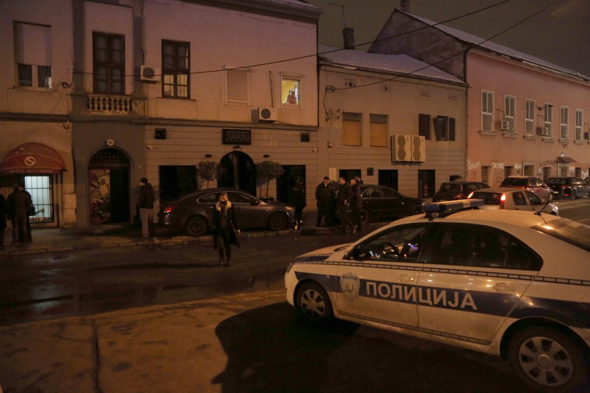 Požar je prijavljen u 20.10, ali je brzo reakcijom vatrogasca lokalizovan