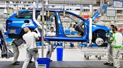 Skoda już buduje nowe i przepastne kombi! Zobacz pierwsze zdjęcia octavii z fabryki