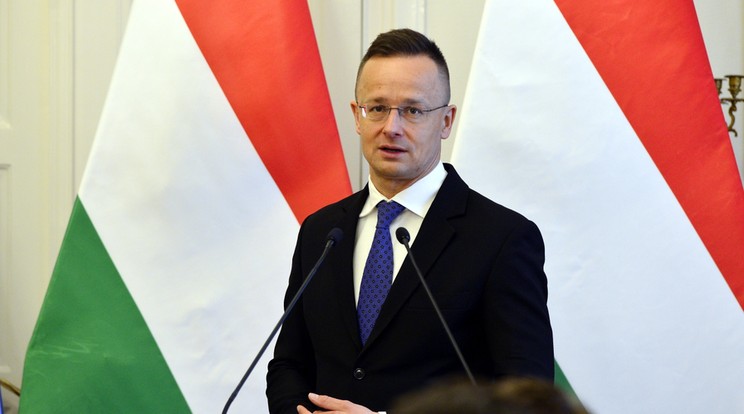 Szijjártó Péter szerint a kormány már egyeztet az ukránokkal Orbán Viktor miniszterelnök kijevi látogatásáról / Fotó: MTI/Kovács Anita