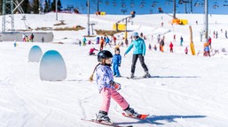 śnieg jest, chętnych brak. ferie zimowe na podhalu słabsze niż zwykle. górale liczą na last minute