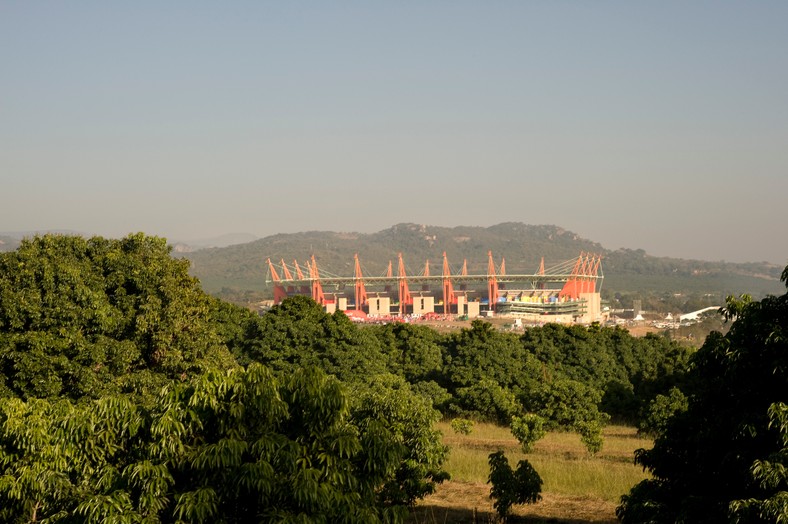 Stadion Mbombela w miejscowości Nelspruit (pojemność: 43,500 krzesełek) Photo: Graeme Williams, MediaClubSouthAfrica.com