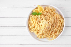 Ekspresowy i pyszny obiad. Poczuj się jak na wakacjach we Włoszech. Przepis od Matteo Brunettiego