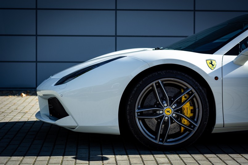 Ferrari 488 Spider - samochód należał do Roberta Lewandowskiego