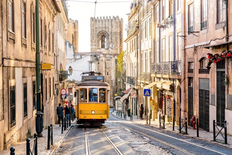 Lisbona. / fot. Alexander Spatari / Getty Images
