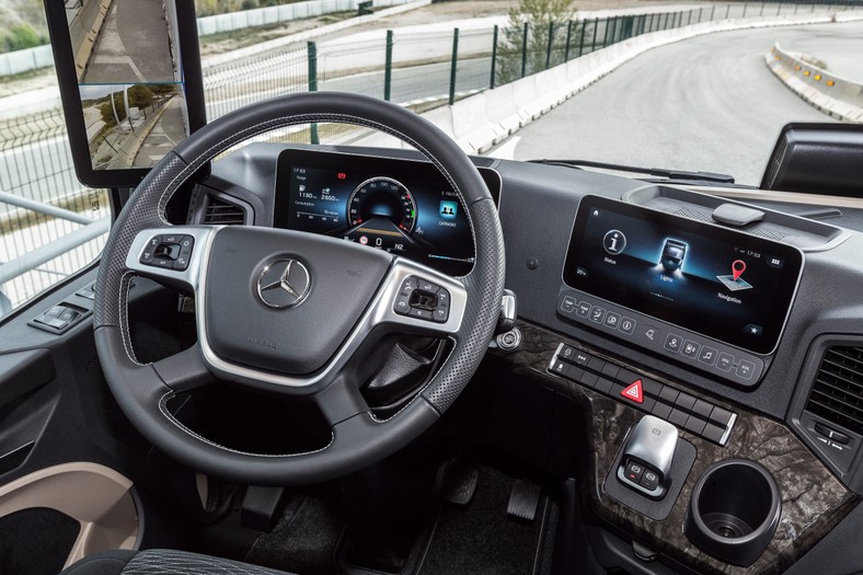 Mercedes Actros 2019