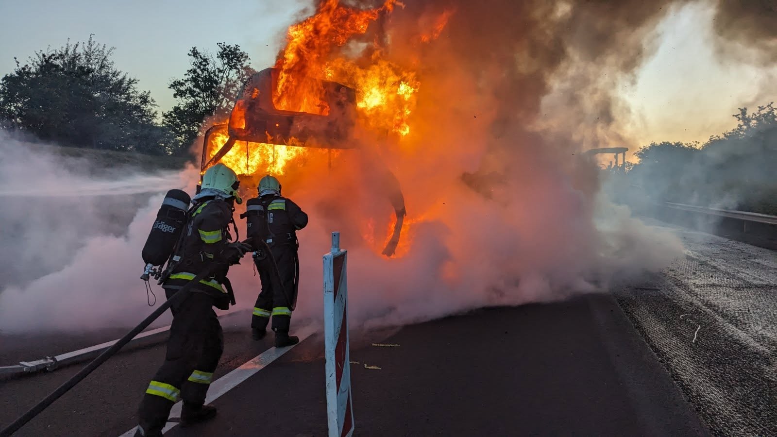 Pri Győri havarovali dve vozidlá. 