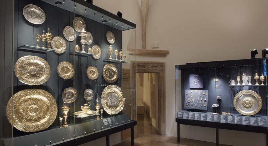 Po renowacji Nowy Skarbiec Koronny na Wawelu prezentuje najcenniejsze pamiątki historyczne w 12 salach