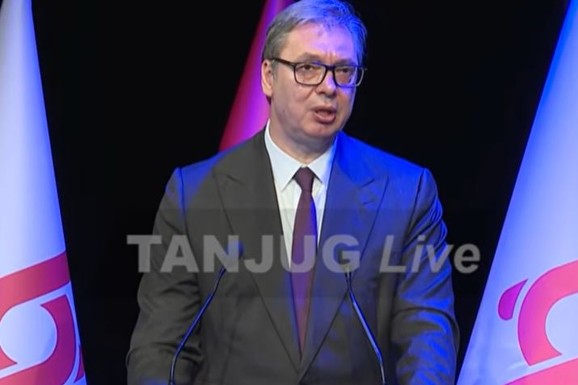 "SUOČILI SMO SE SA NEVEROVATNIM PRITISCIMA" Vučić: "Verujem 