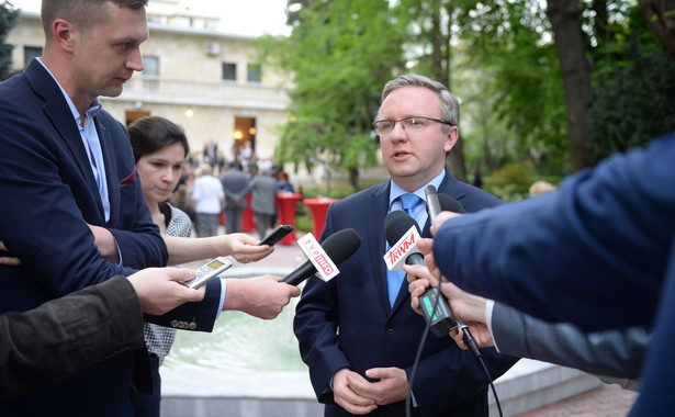 Szczerski: Polska nie zgodzi się na przymusowe przesiedlanie uchodźców, bo to sprzeczne z prawami człowieka