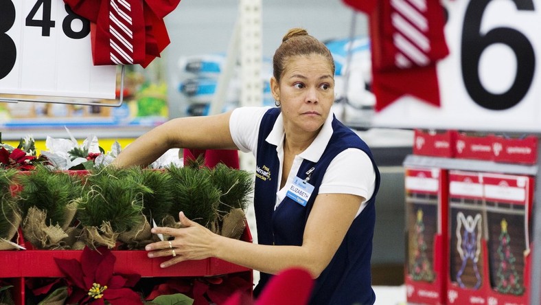 target employees get paid weekly
