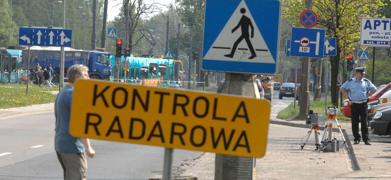 Fotoradar karał za przepisową jazdę