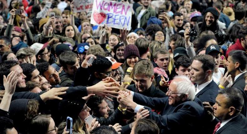 Clinton camp asks Sanders: Break up big banks? How?