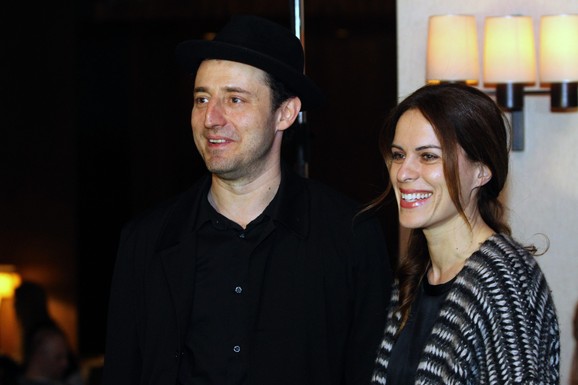 SLAVLJE U DOMU NIKOLE ĐURIČKA U AMERICI Za sina Đorđa je danas bitan dan! Oglasili se Sloboda Mićalović i Miša Dragičević