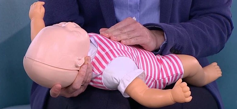 Jak udzielić pierwszej pomocy małemu dziecku?