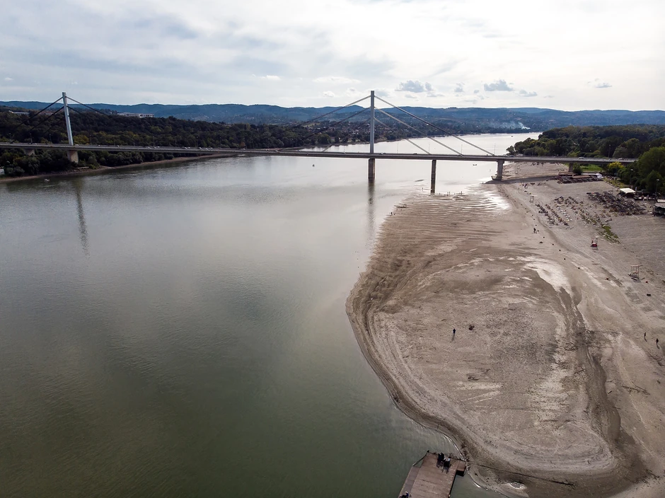 Nizak vodostaj reke Dunav na Štrandu