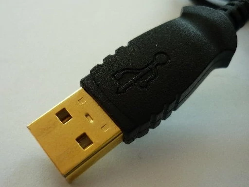 Wtyk USB, fot. własne
