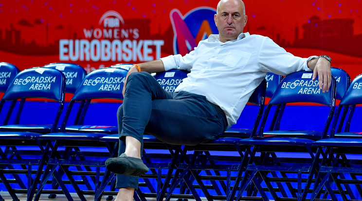 Sorskérdés: Ivkovics Sztojan kapitánykodna és edzősködne Kaposvárott: kérdés, hagyják-e? /Fotó: MTI-CZEGLÉDI ZSOLT