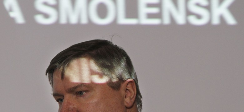 Będą zmiany w raporcie? Miller mówi o zwłokach gen. Błasika