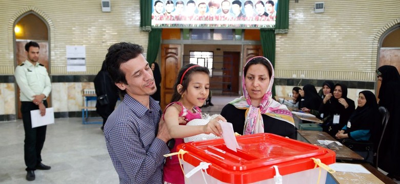 Iran: Drugą turę wyborów do parlamentu wygrała koalicja reformatorów i umiarkowanych