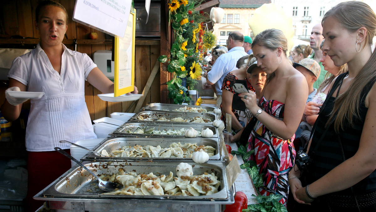 W ostatni weekend wakacji (28 - 29 sierpnia 2010), na krakowskim Placu Wolnica odbędzie się Wielki Finał szóstej edycji "Małopolskiego Festiwalu Smaku". Będzie to wielkie święto dla wielbicieli produktów i dań regionalnych, pochodzących z Małopolski.