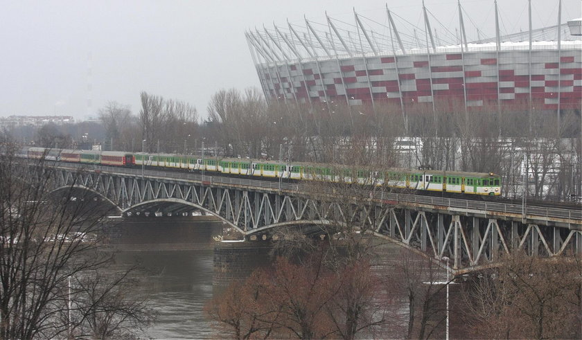 Obecny most kolejowy jest metalowy, ma być zastąpiony murowanym