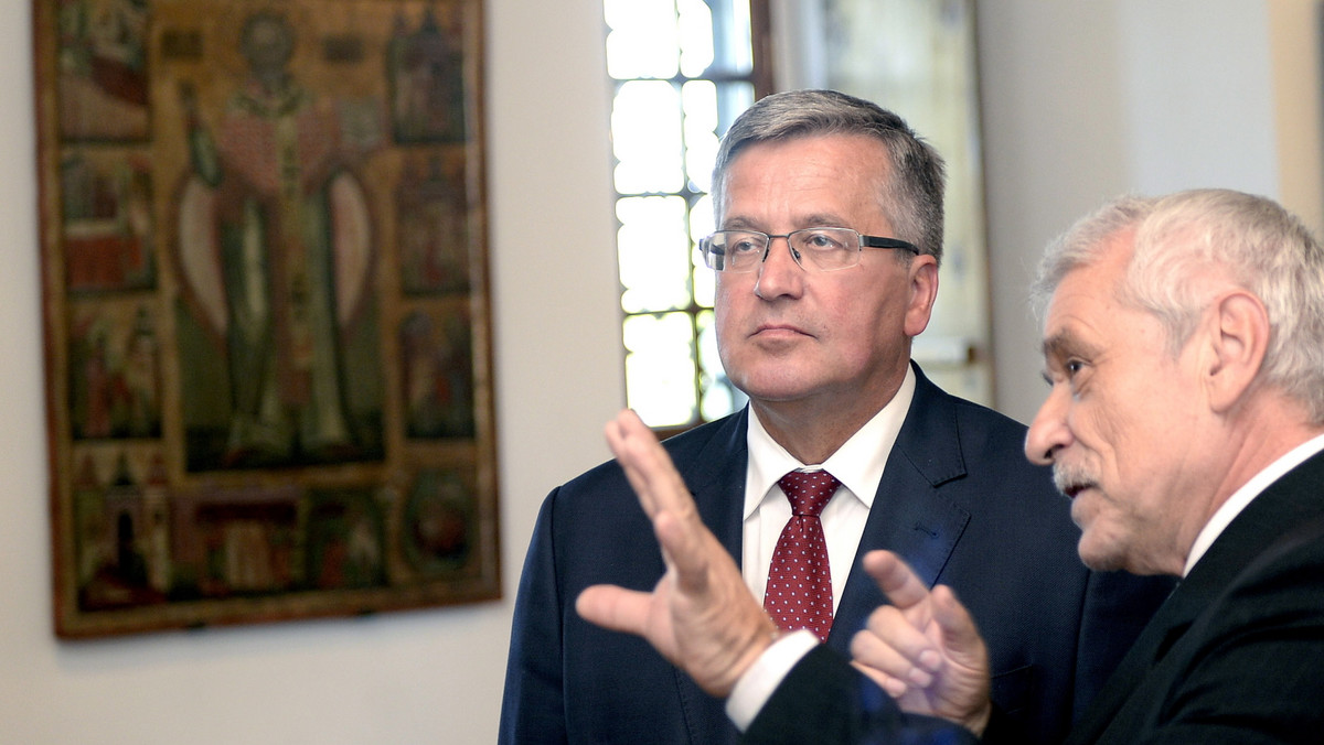 Prezydent Bronisław Komorowski podkreślił w piątek w Sanoku (Podkarpackie), że pieniądze z UE, które ma otrzymać Polska w kolejnej unijnej perspektywie finansowej są dla naszego kraju "gigantyczną szansą na miarę tysiącleci".