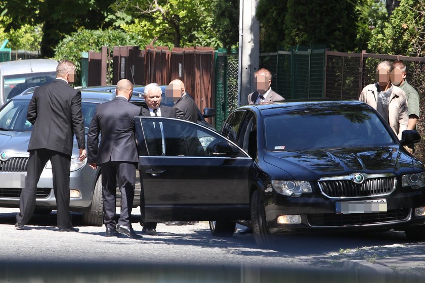 PiS oszczędza na ochronie Kaczyńskiego