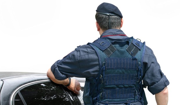 387952_policija-foto-shutterstock82325947
