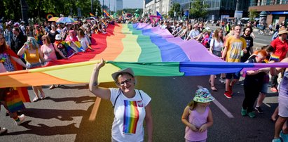 Polacy wypowiedzieli się o związkach partnerskich. Wyniki sondażu są zaskakujące