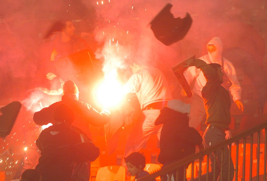 Uroš Mišić bakljom napao žandarma Trajkovića