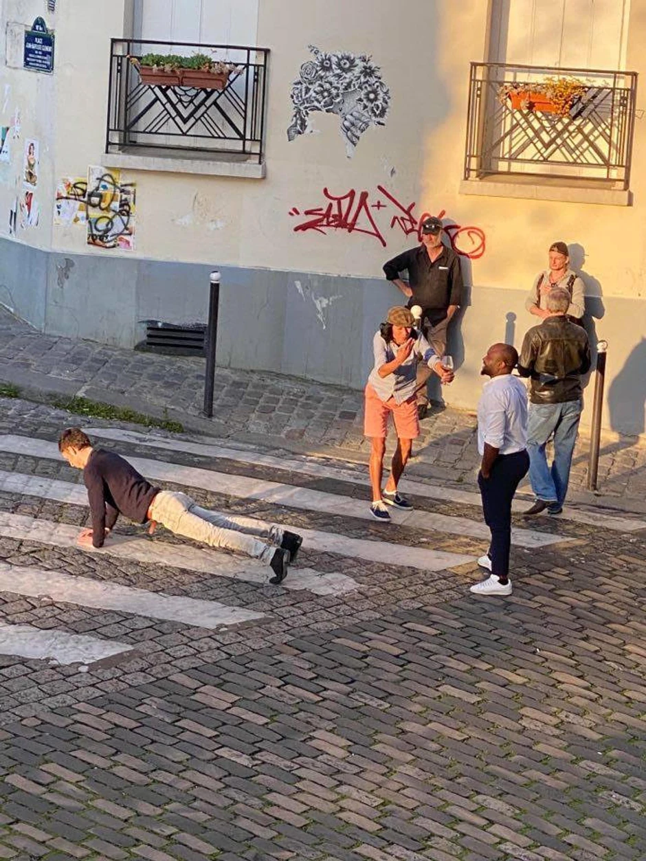 Monmatr je pun mladih umetnika koji su jedva dočekali da izađu nakon karantina