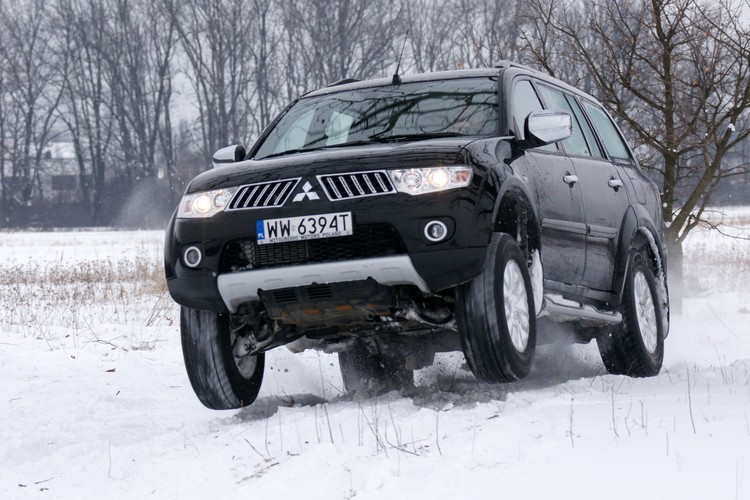 Mitsubishi pajero sport