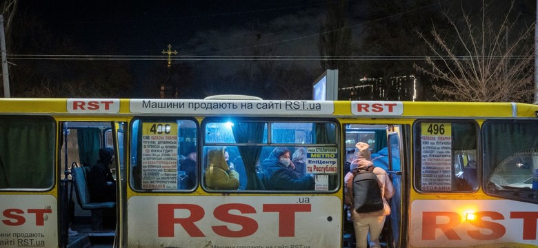 Ukraińcy licznie wracają do Kijowa. Zaczyna brakować paliwa