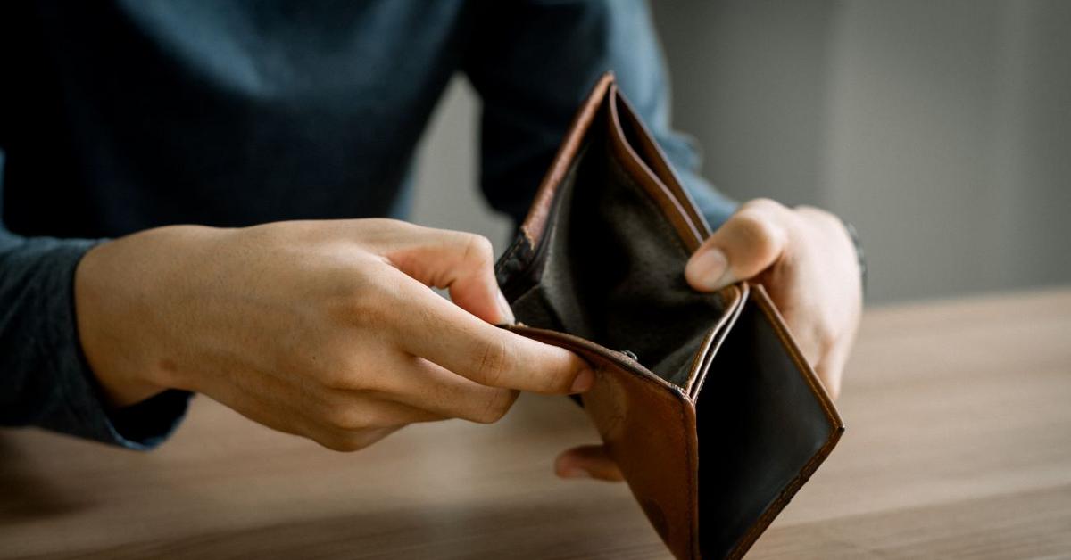 MRPiPS: Zasiłek stały z MOPS (1229 zł) nie będzie zrównany z rentą socjalną (1878,91 zł)