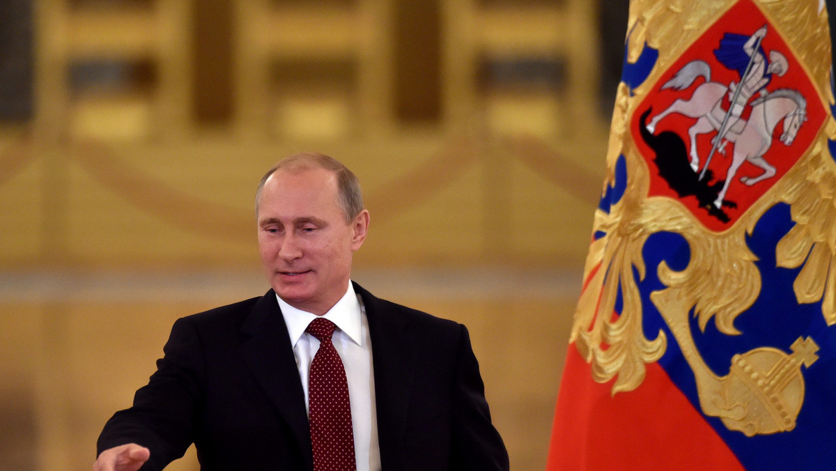 Dwustronne spotkanie prezydentów Federacji Rosyjskiej i Ukrainy, Władimira Putina i Petro Poroszenki w Mediolanie, gdzie obaj będą uczestniczyć w szczycie Azja-Europa (ASEM), nie jest planowane - poinformował doradca prezydenta Rosji Jurij Uszakow.