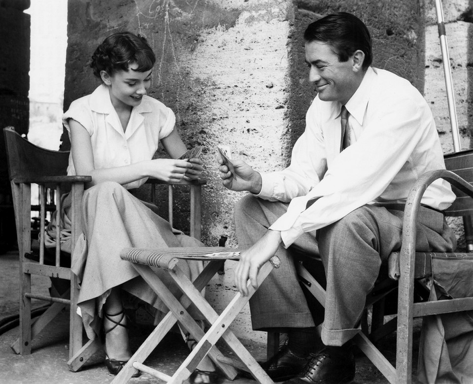 Audrey Hepburn i Gregory Peck na planie filmu "Rzymskie wakacje"