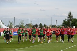 Golec uOrkiestra umili czas polskim piłkarzom na zgrupowaniu w Opalenicy