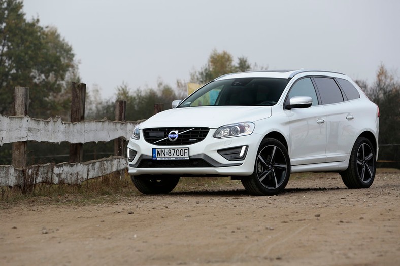 Volvo XC60 T5 R-Design - Autostradowa terenówka