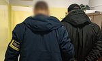 47-latek z Łodzi na widok policjantów zrobił się nerwowy. Oto co trzymał w łazience