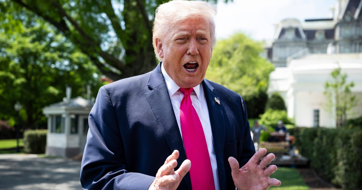 Trump po raz kolejny uderza w papieża Leona XIV. Wykorzystuje do tego jego brata