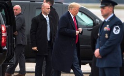 „Nie rozmawia się z najeźdźcami”. Kempa chwali Trumpa za odwołanie spotkania z Putinem