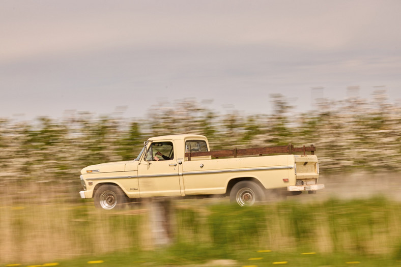 Ford F-250 Camper Special