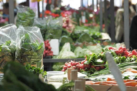 Hrvati u neverici: Cena ovog letnjeg povrća obara rekorde na pijacama